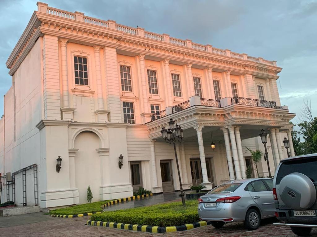 Hotel Abha Grand Alīgarh Exterior foto