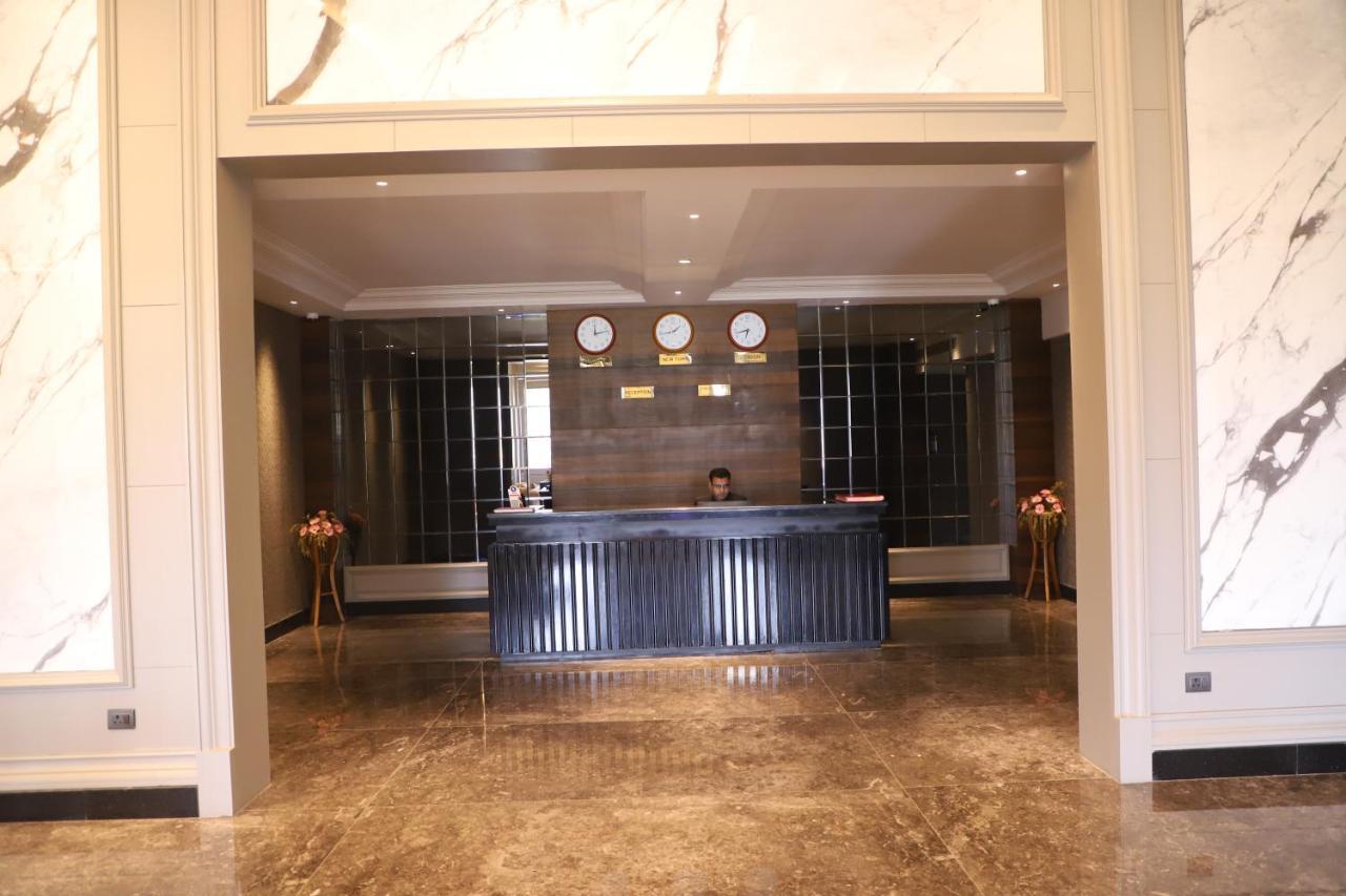 Hotel Abha Grand Alīgarh Exterior foto