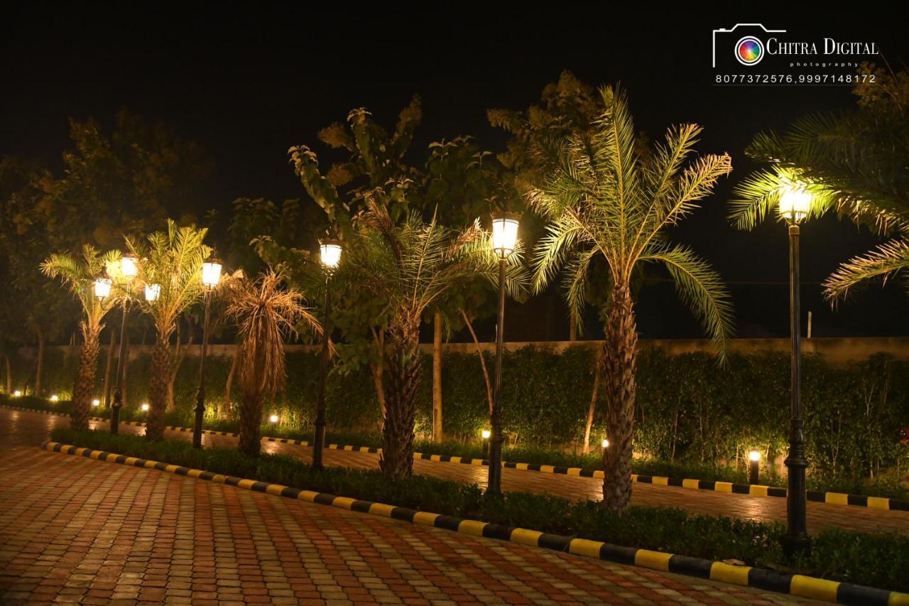 Hotel Abha Grand Alīgarh Exterior foto
